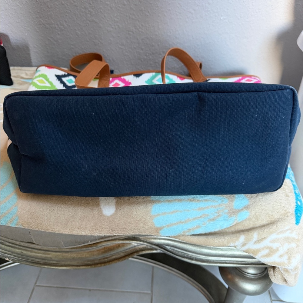 💚💙💖🖤Thirty-one Lakeside Tot~ Candy Corners -EUC — Regular $58 - Picture 6 of 12